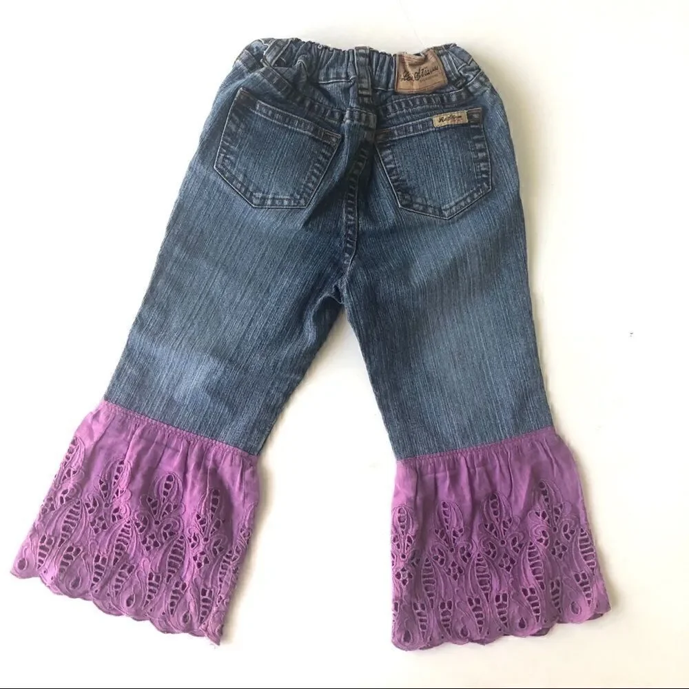 LEVIS BUNNY HANDMADE DESIGNER JEANS🌸
